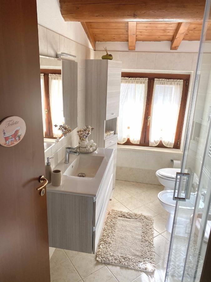 Casa Vacanze Raggio Di Sole Apartment Valeggio sul Mincio Bagian luar foto